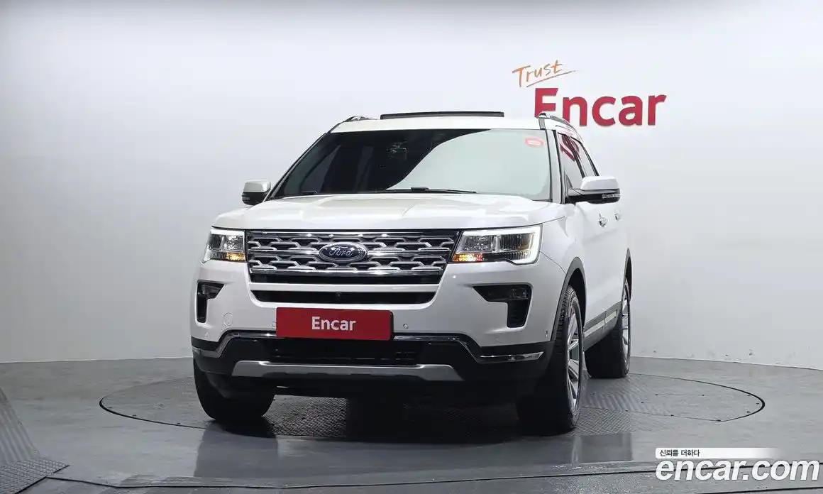 Ford Explorer 2019 2.3 гидро в Москве № 896962, фото 3