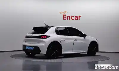 Peugeot 208 2022 0.1 гидро в Москве № 897414, миниатюра 2