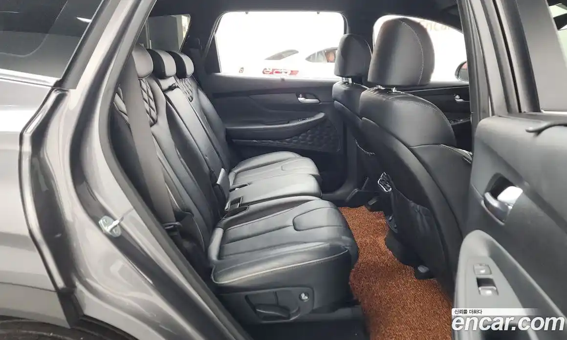 Hyundai Santa Fe 2020 2.2 Автомат в Москве № 926975, фото 12