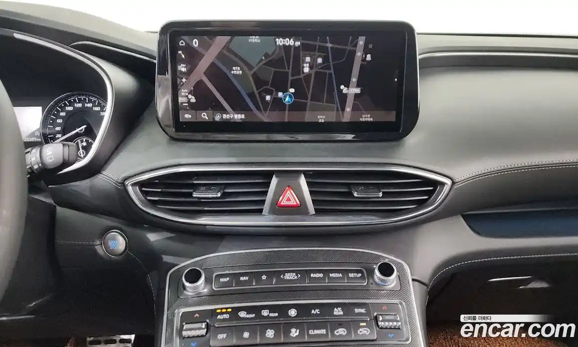 Hyundai Santa Fe 2020 2.2 Автомат в Москве № 926975, фото 15