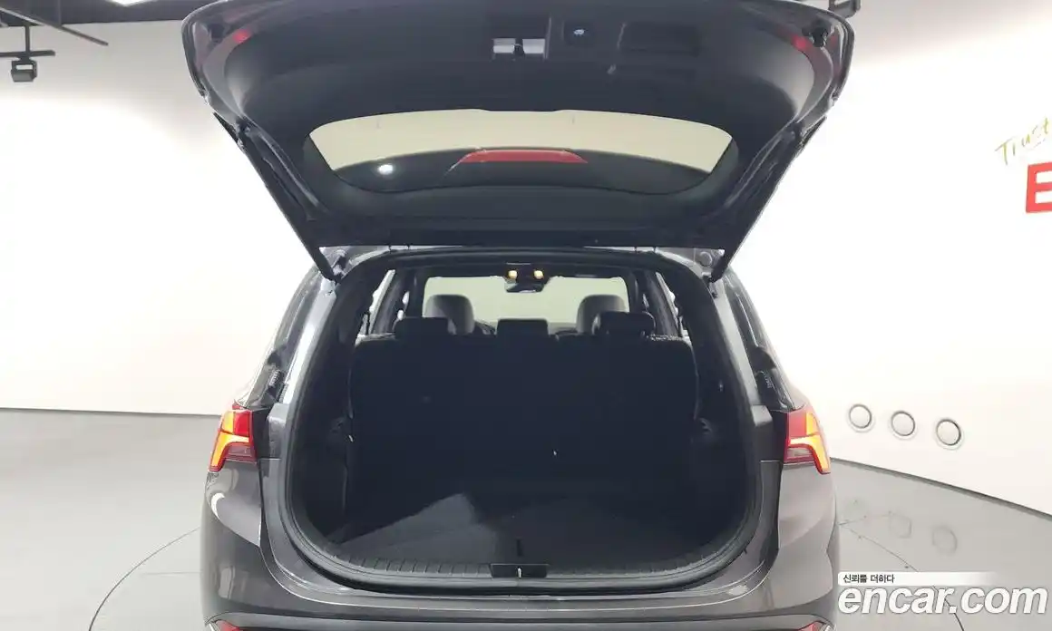 Hyundai Santa Fe 2020 2.2 Автомат в Москве № 926975, фото 20