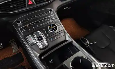 Hyundai Santa Fe 2020 2.2 Автомат в Москве № 926975, миниатюра 9