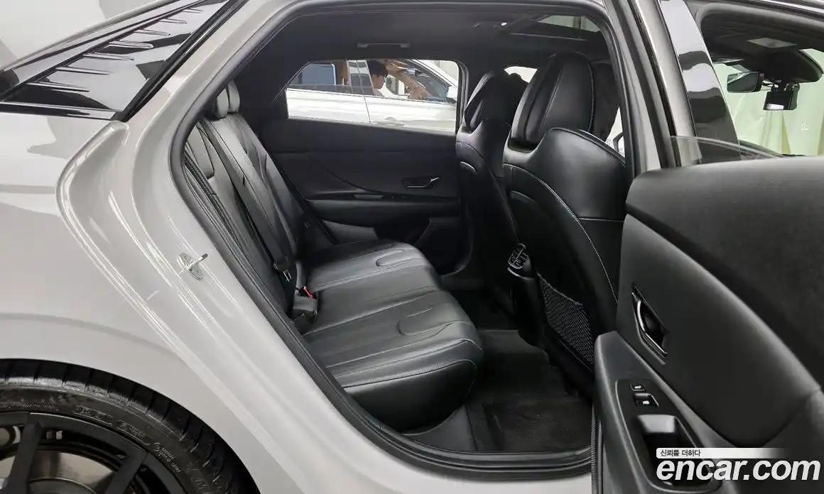 Hyundai Avante 2022 2.0 Автомат в Москве № 927578, фото 12