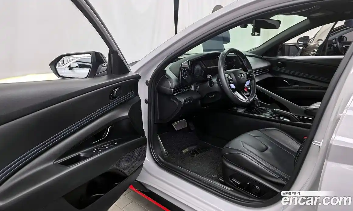 Hyundai Avante 2022 2.0 Автомат в Москве № 927578, фото 10