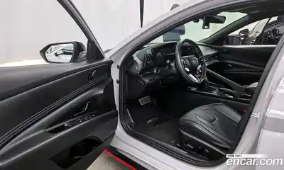 Hyundai Avante 2022 2.0 Автомат в Москве № 927578, миниатюра 10