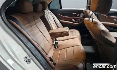 Mercedes-Benz E-Class 2020 2.0 гидро, миниатюра 12
