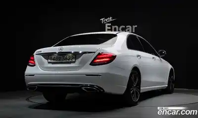 Mercedes-Benz E-Class 2020 2.0 гидро, миниатюра 2