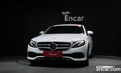 Mercedes-Benz E-Class 2020 2.0 гидро, миниатюра 3