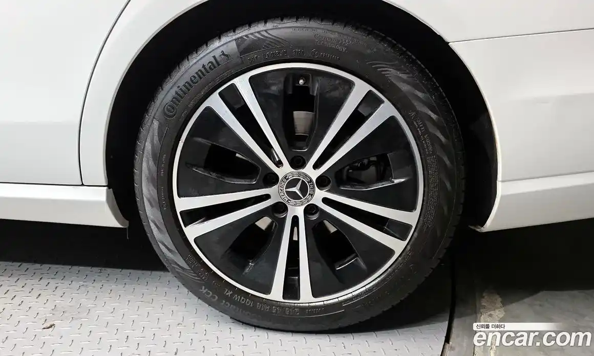 Mercedes-Benz E-Class 2020 2.0 гидро, фото 5