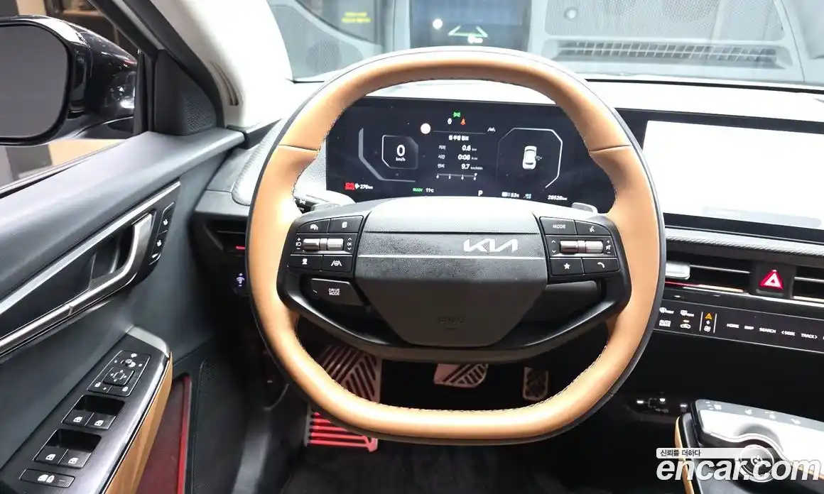 Kia EV6 2024 0.1 Автомат в Москве № 972590, фото 13