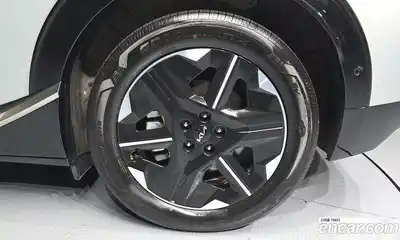 Kia EV6 2024 0.1 Автомат в Москве № 972590, миниатюра 5