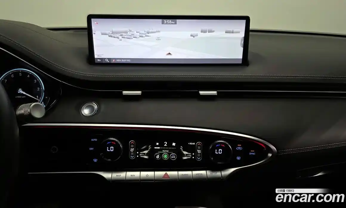 Genesis GV70 2021 2.5 Классический в Москве № 973331, фото 14