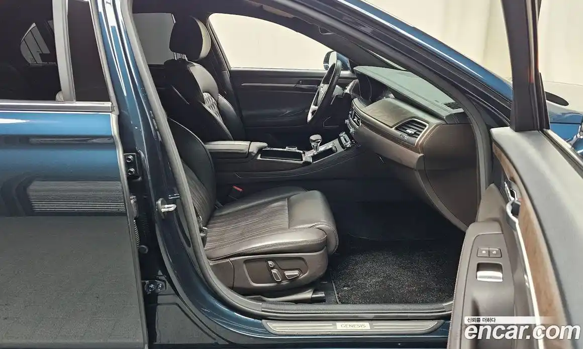 Genesis G90 2020 3.3 Автомат в Москве № 973373, фото 11