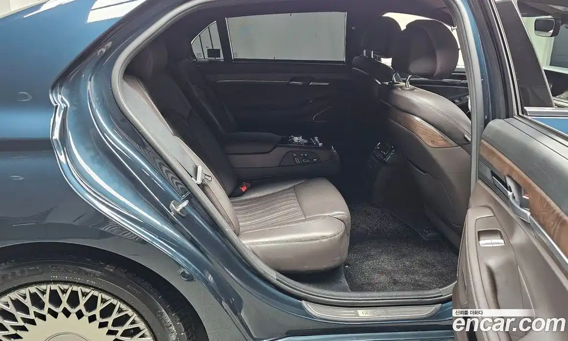 Genesis G90 2020 3.3 Автомат в Москве № 973373, фото 12