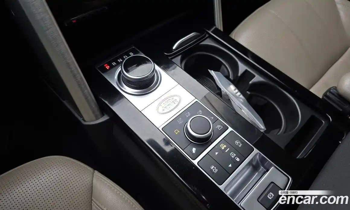 Land Rover Discovery 2020 3.0 гидро в Москве № 975589, фото 9
