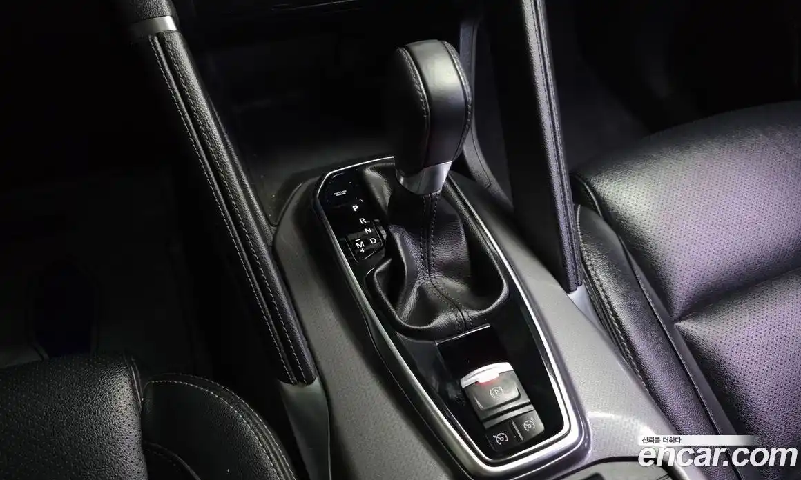 Renault QM6 2018 2.0 гидро в Москве № 1000367, фото 9