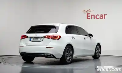 Mercedes-Benz A-Class 2023 2.0 гидро в Москве № 1005282, миниатюра 2