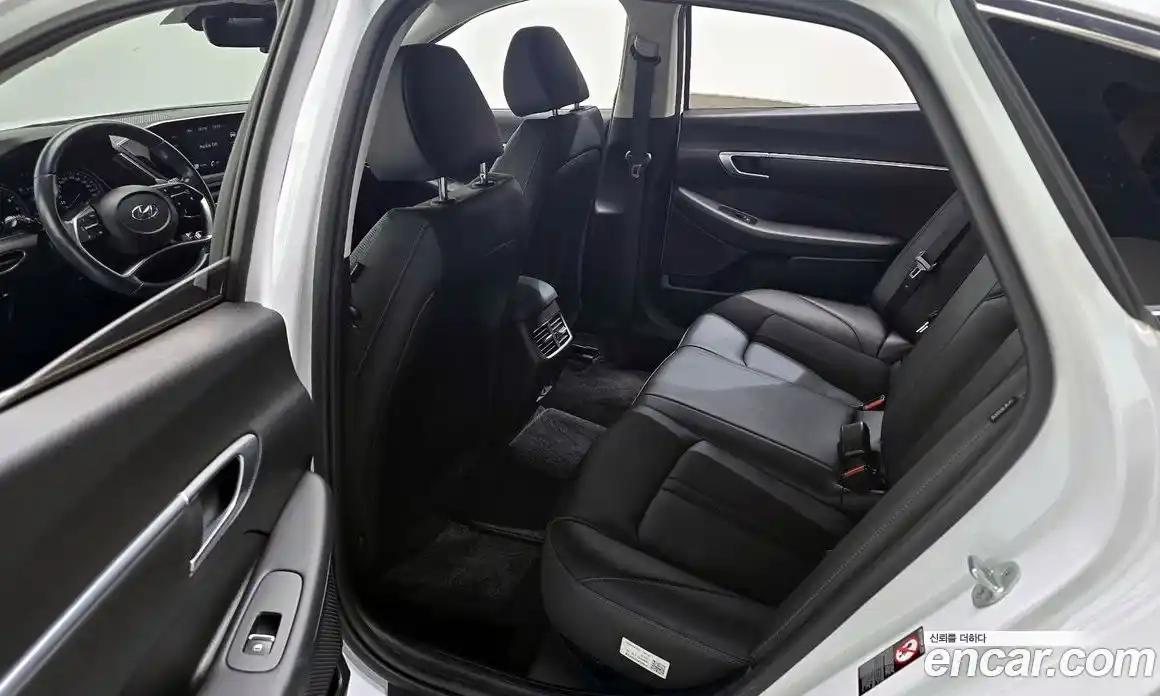 Hyundai Sonata 2019 2.0 Автомат в Москве № 1008448, фото 11