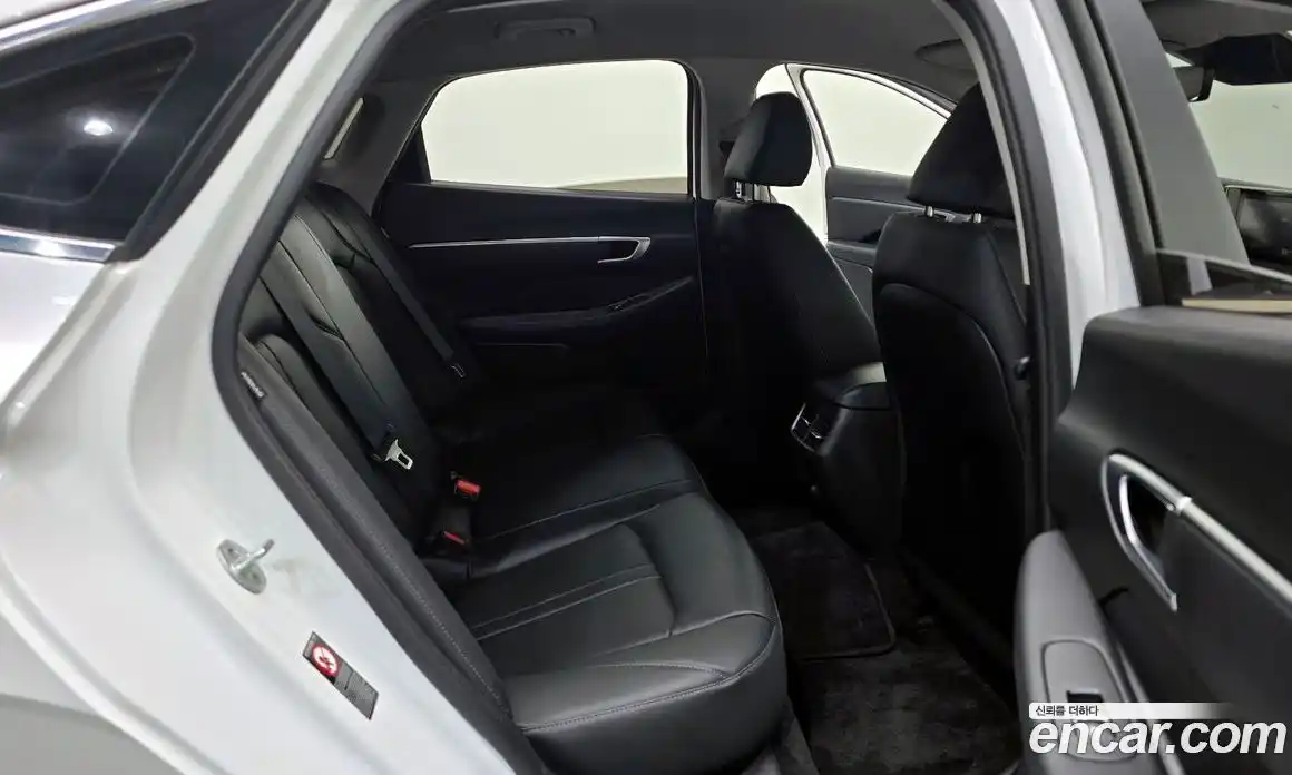 Hyundai Sonata 2019 2.0 Автомат в Москве № 1008448, фото 13