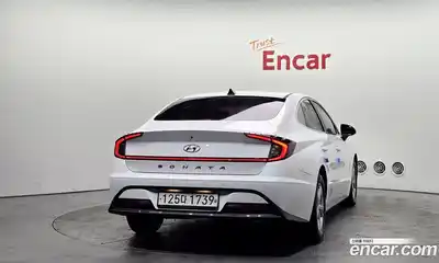 Hyundai Sonata 2019 2.0 Автомат в Москве № 1008448, миниатюра 4