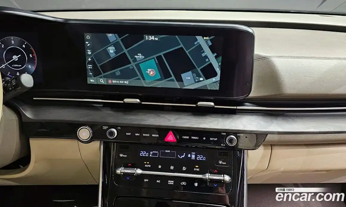 Kia Canival 2022 2.2 Автомат в Москве № 1009761, фото 15