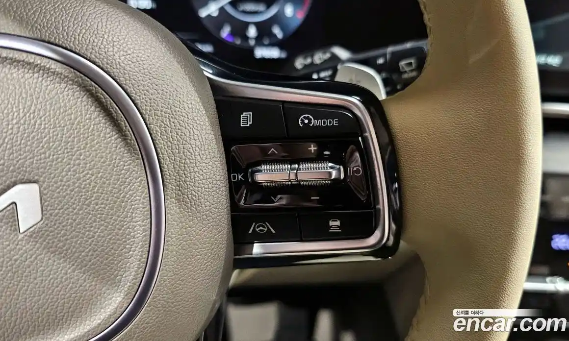 Kia Canival 2022 2.2 Автомат в Москве № 1009761, фото 20