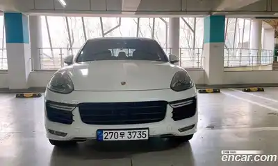 Porsche Cayenne, 2015