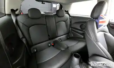 Mini Cooper 2019 1.5 гидро в Москве № 1013979, миниатюра 12