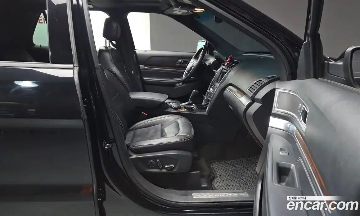 Ford Explorer 2017 2.3 гидро в Москве № 1015517, фото 11