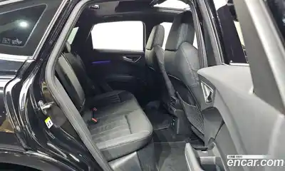 Audi Q4 e-tron 2023 0.2 гидро в Москве № 135214, миниатюра 12