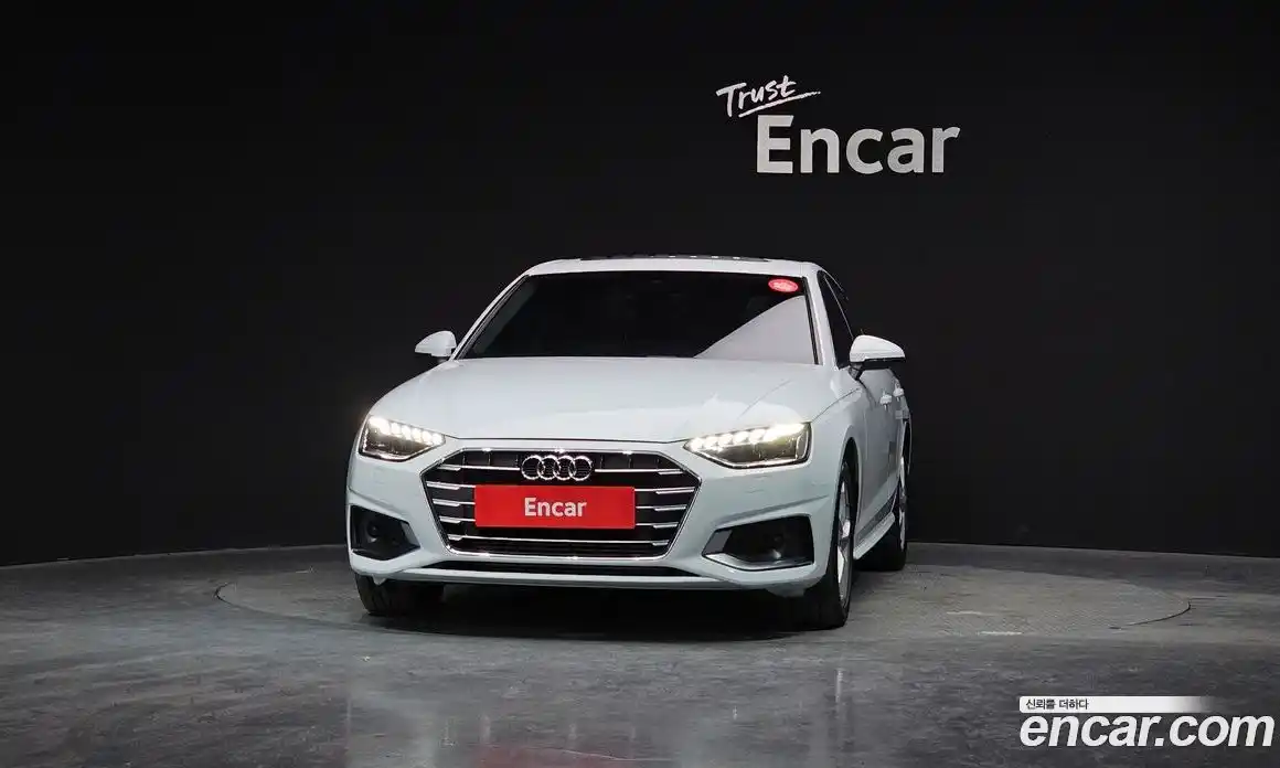 Audi A4 2021 2.0 гидро в Москве № 140342, фото 3