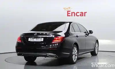 Mercedes-Benz E-Class 2018 2.0 гидро в Москве № 142267, миниатюра 2