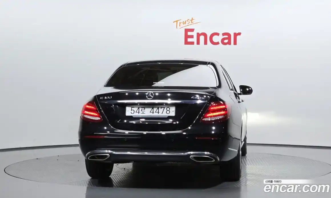 Mercedes-Benz E-Class 2018 2.0 гидро в Москве № 142267, фото 4