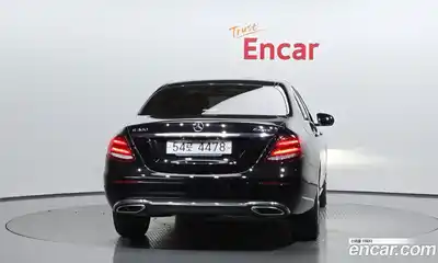 Mercedes-Benz E-Class 2018 2.0 гидро в Москве № 142267, миниатюра 4