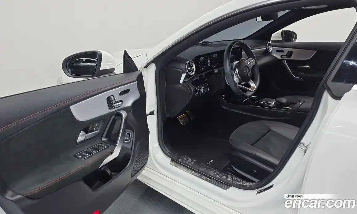 Mercedes-Benz CLA-Class 2020 2.0 гидро в Москве, фото 11