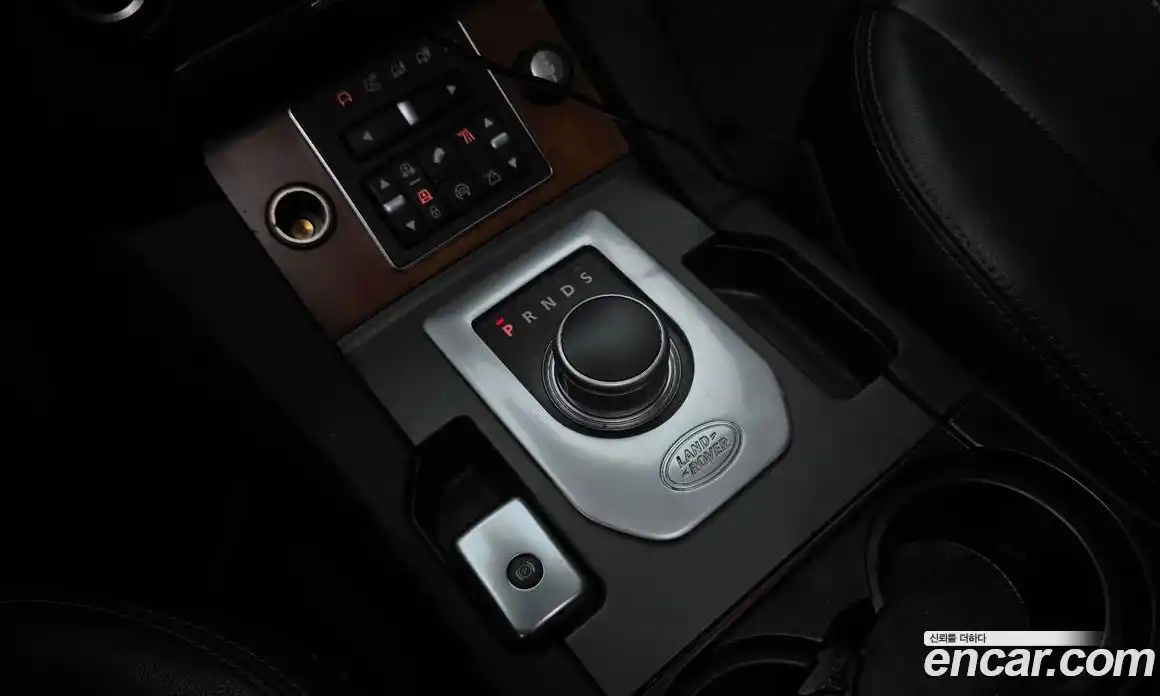 Land Rover Discovery 2015 3.0 гидро в Москве № 155017, фото 9