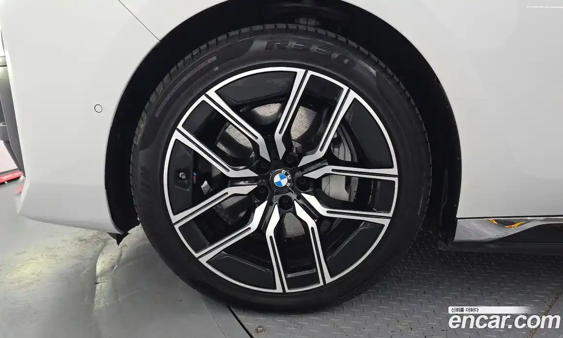 BMW i7 2023 0.3 гидро в Москве № 157192, фото 5