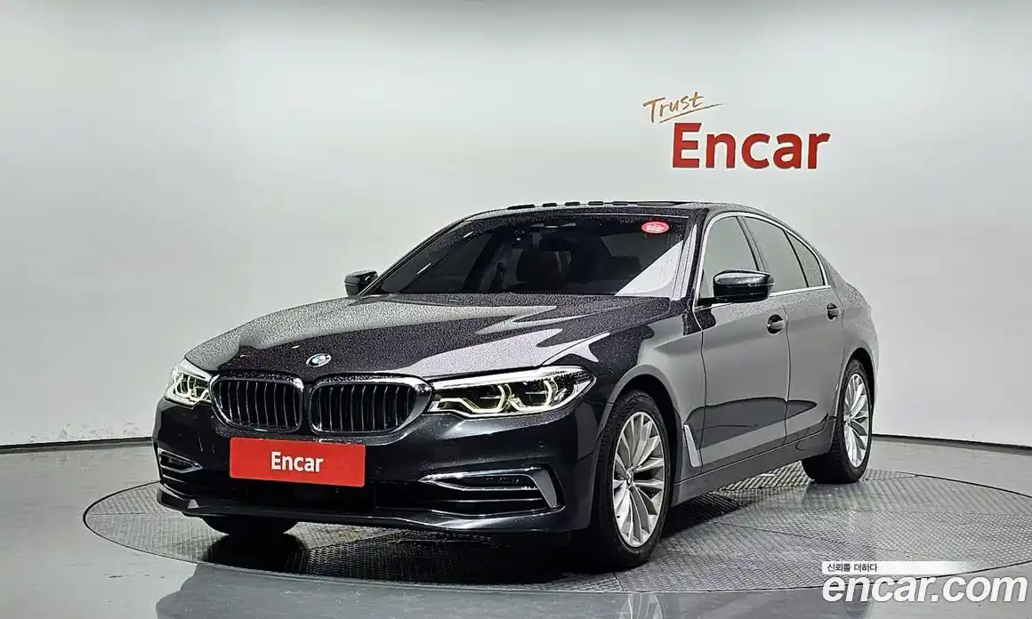BMW 5-Series 2019 2.0 гидро в Москве № 158962, фото 1