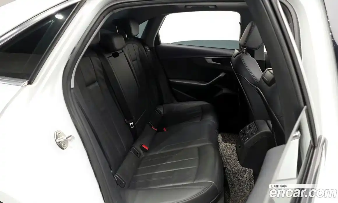 Audi A4 2018 2.0 гидро в Москве № 160399, фото 12