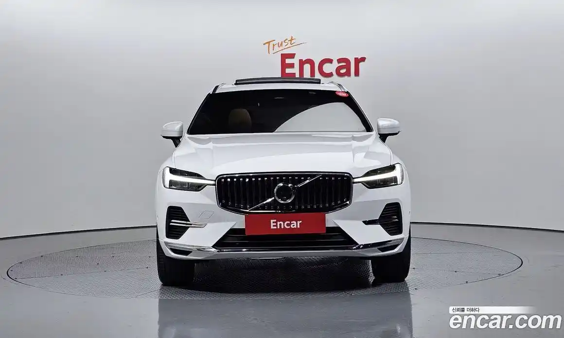Volvo XC60 2024 2.0 гидро в Москве № 164218, фото 3