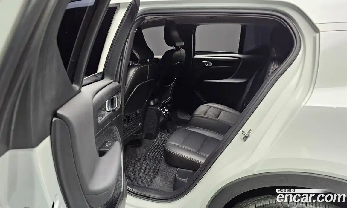 Volvo XC40 2018 2.0 гидро в Москве № 164501, фото 12