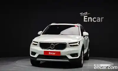 Volvo XC40 2018 2.0 гидро в Москве № 164501, миниатюра 3