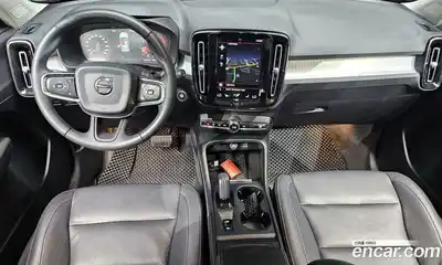 Volvo XC40 2018 2.0 гидро в Москве № 164501, миниатюра 7