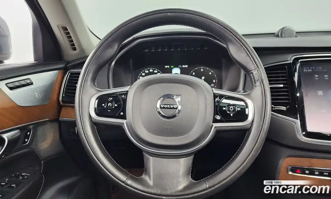 Volvo XC90 2017 2.0 гидро в Москве № 164695, фото 13