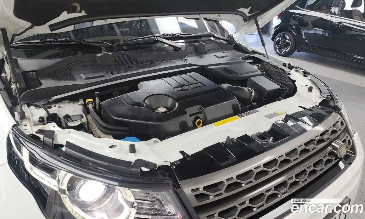 Land Rover Discovery Sport 2017 2.0 гидро в Москве № 166355, фото 6