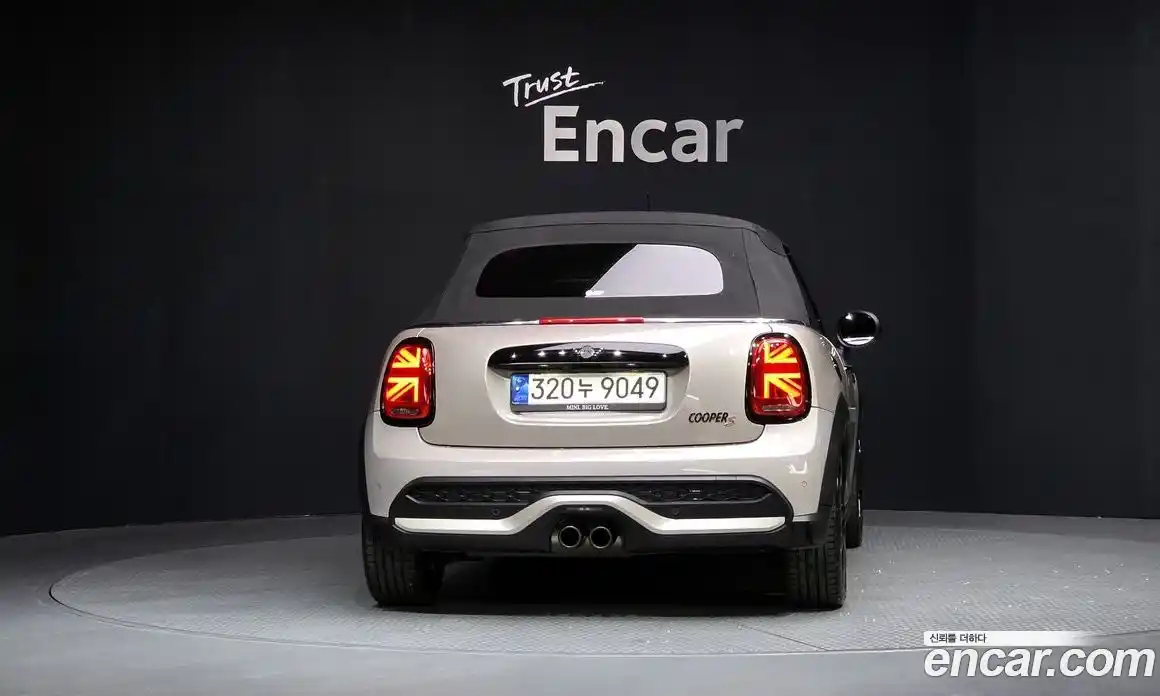 Mini Cooper Convertible 2021 2.0 гидро в Москве № 167038, фото 4
