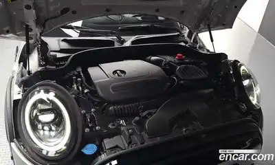 Mini Cooper Convertible 2022 2.0 гидро в Москве № 167175, миниатюра 6