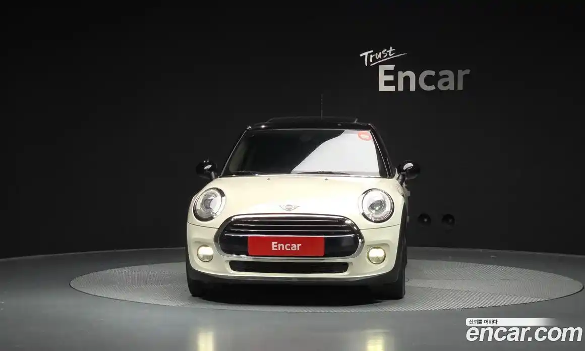 Mini Cooper 2015 1.5 гидро в Москве № 167191, фото 3