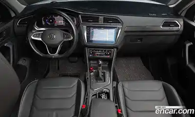 Volkswagen Tiguan 2022 2.0 гидро в Москве № 168476, миниатюра 7