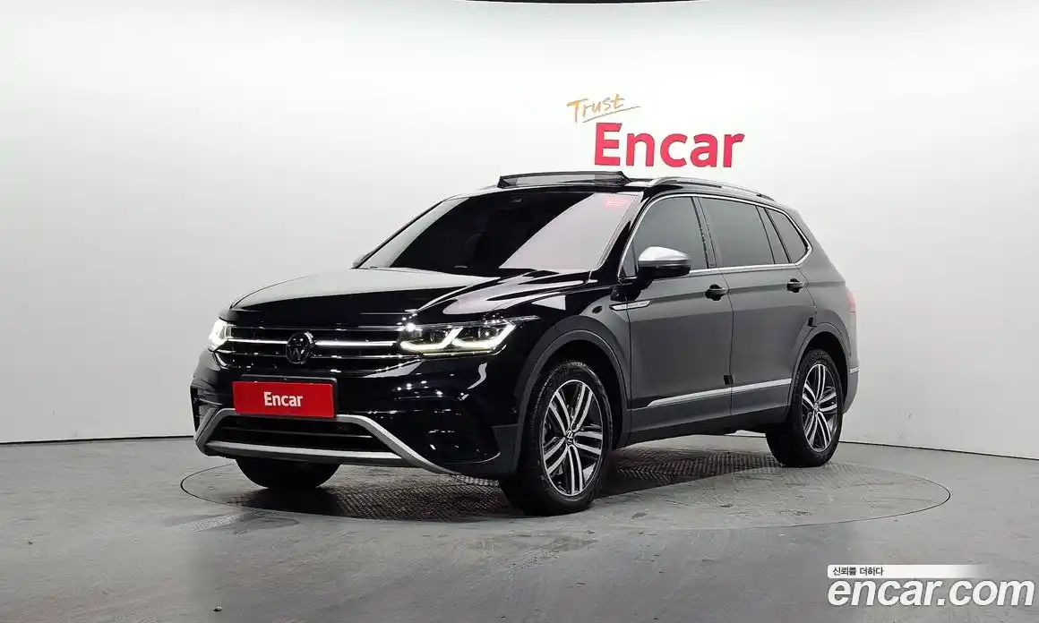 Volkswagen Tiguan 2022 2.0 гидро в Москве № 168721, фото 1